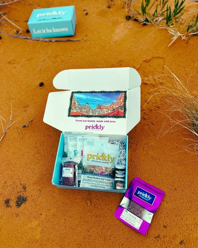 Holiday Gift Box - Image 4